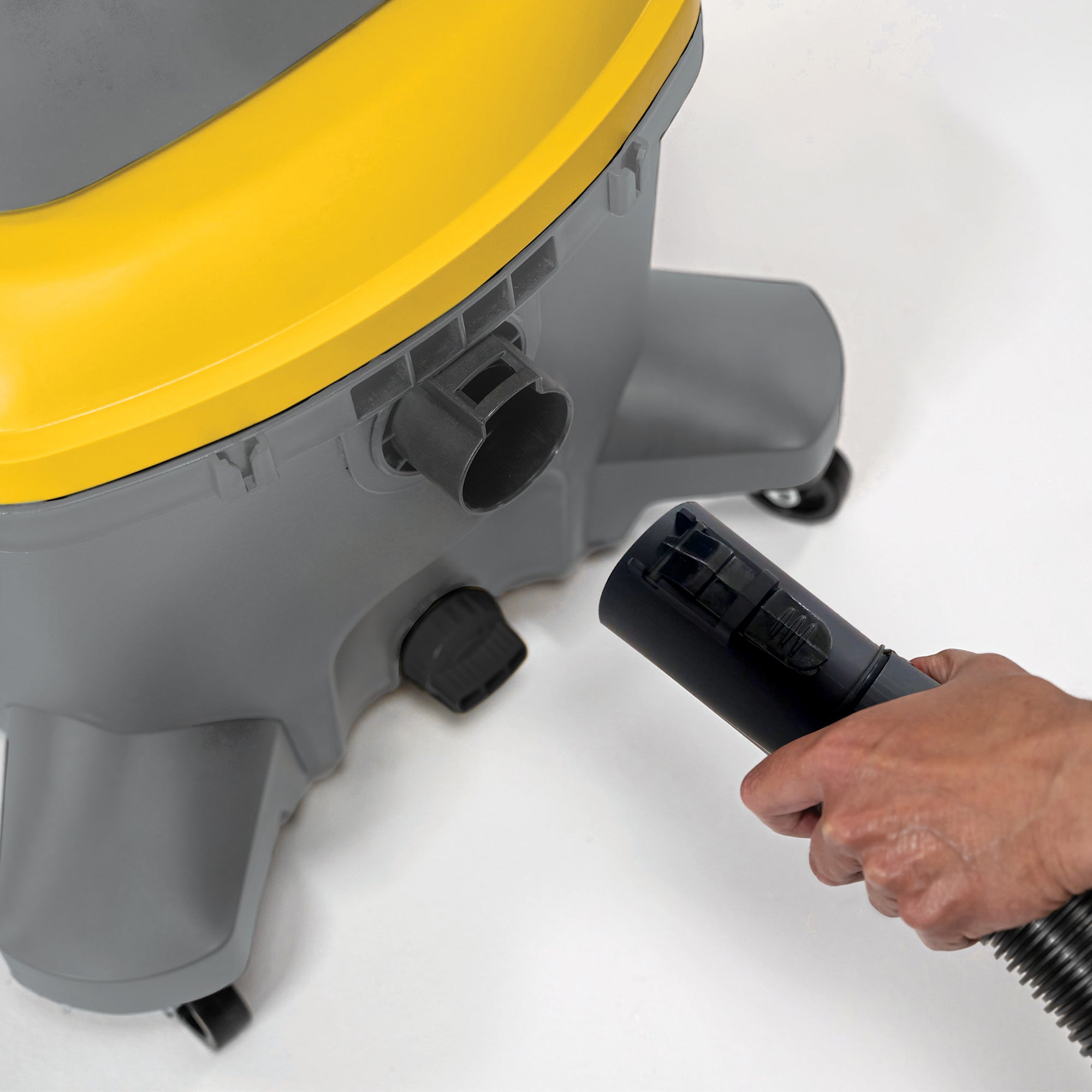 Contractor 12 Gallon 6.0 PHP Wet Dry Shop Vacuum WD-12 C4