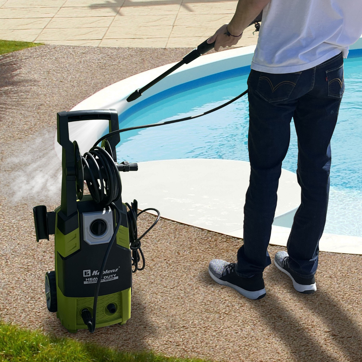 HL-450 V 2600 PSI Electric Pressure Washer