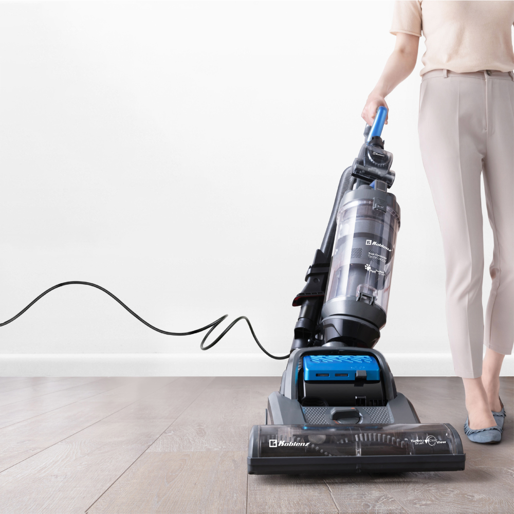 Titan Upright Vacuum UMA-1400